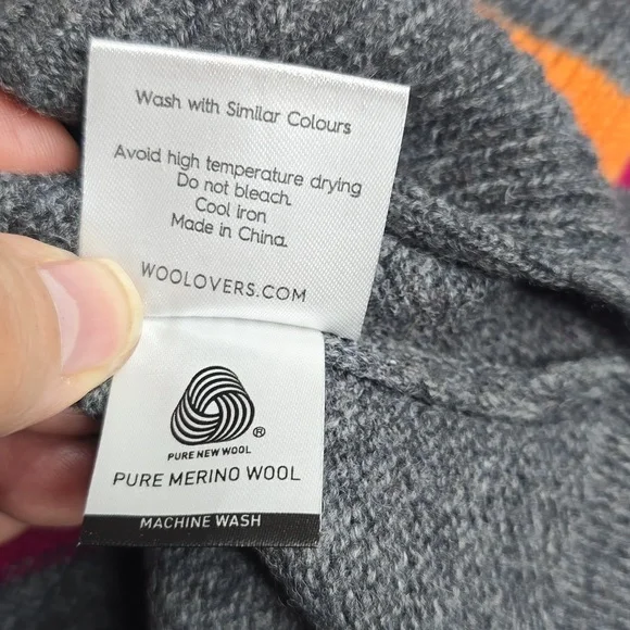 WoolOvers Crewneck Pullover Grey Rainbow Stripes Pure Merino Wool - Picture 8 of 8